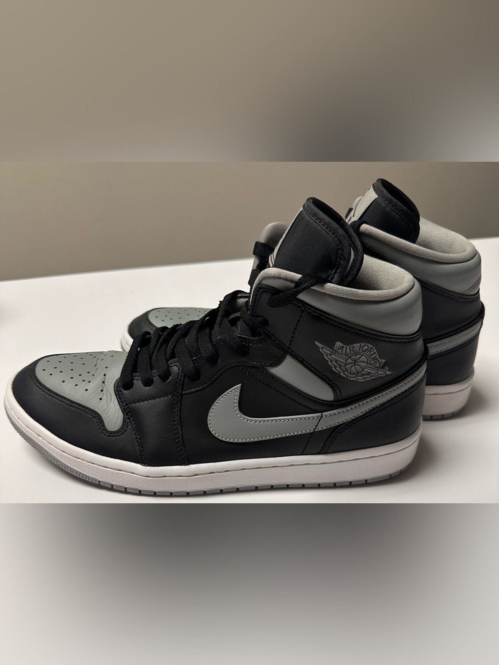 Nike Air Jordan 1 Mid - Shadow- black and gray- wms-11